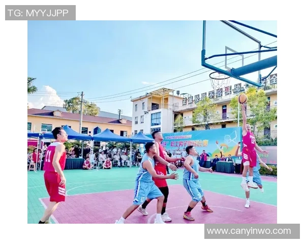 以篮球为纽带探索团队协作与青春拼搏精神的深层力量