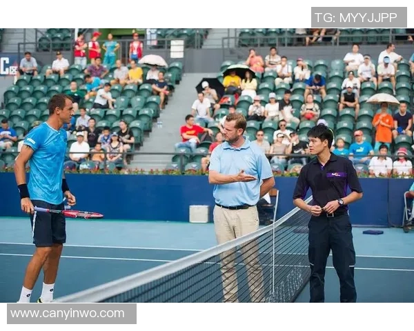 网球运动的魅力与发展:从初学者到职业选手的成长之路